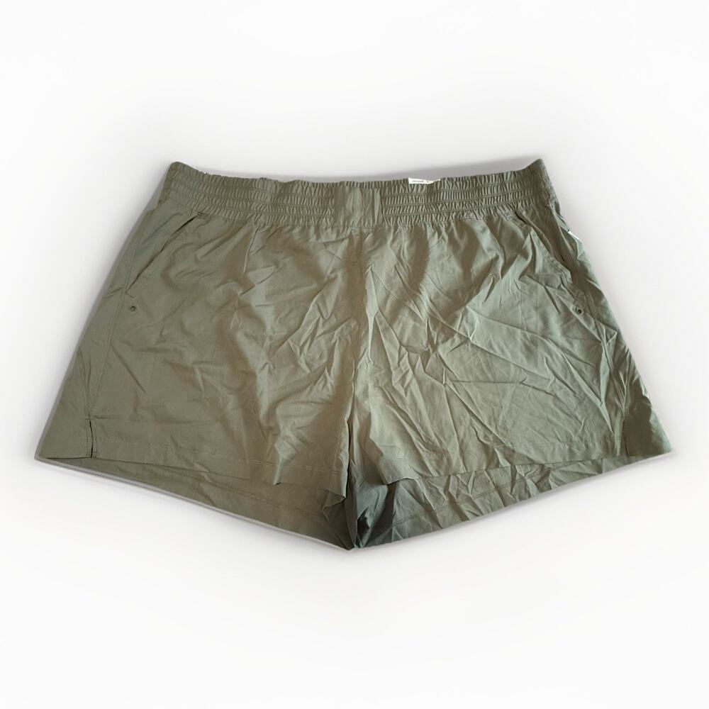 Old Navy StretchTech Shorts 4X Green High Rise Quick Dry 4” Inseam NWT Outdoor